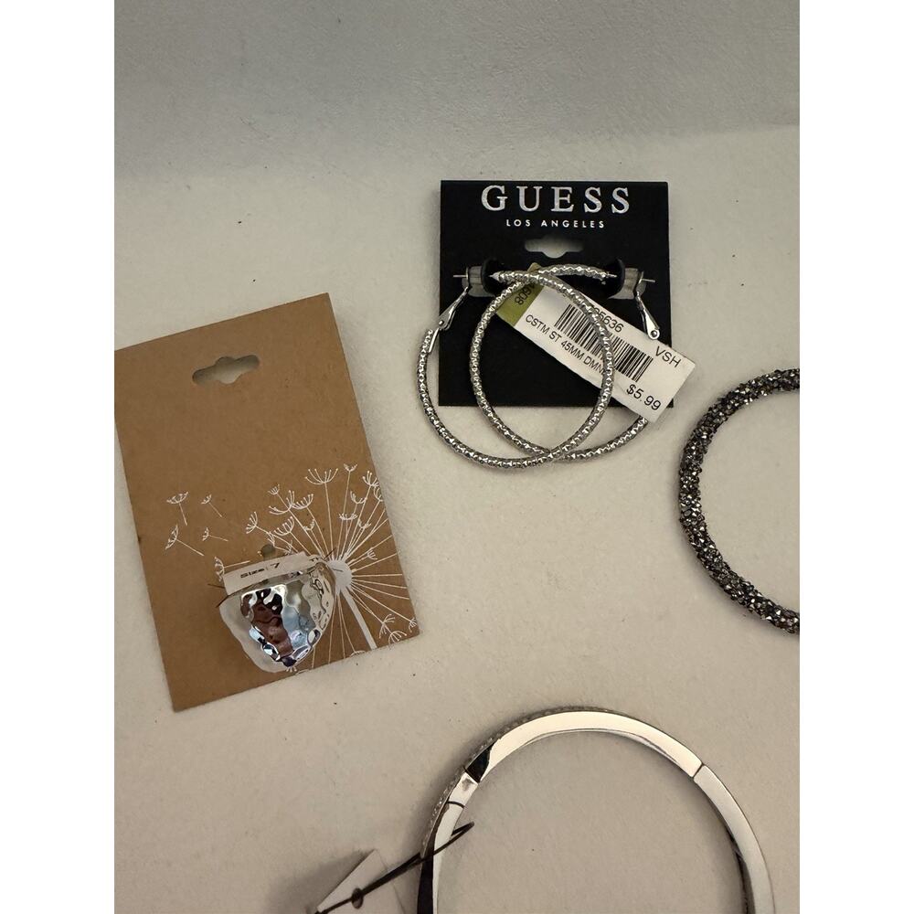 Jewelry Treasure Bundle #6 - Picture 3 of 4